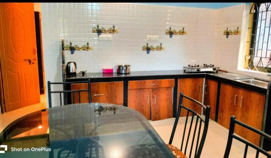 Royalstar Resort Vagator Phòng bức ảnh