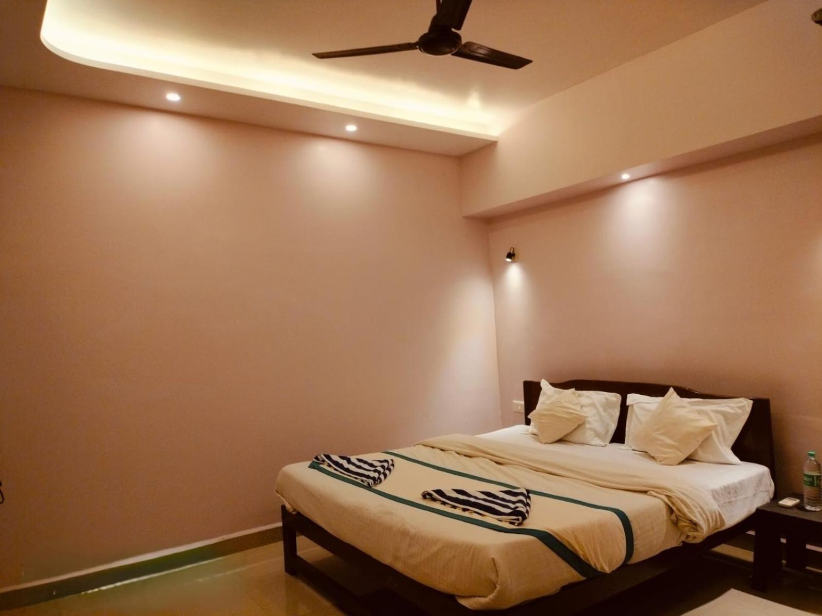 Royalstar Resort Vagator Ngoại thất bức ảnh